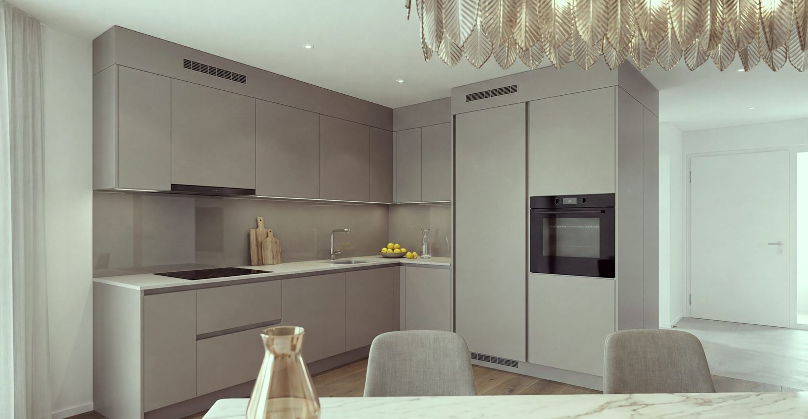 Küche mit grifflosen Fronten, Glasrückwand und Hochschrank mit Backofen (Visualisierung)
